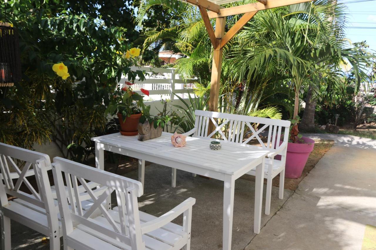 Le Colibri Et Le Frangipanier Apartman La Trinité Kültér fotó