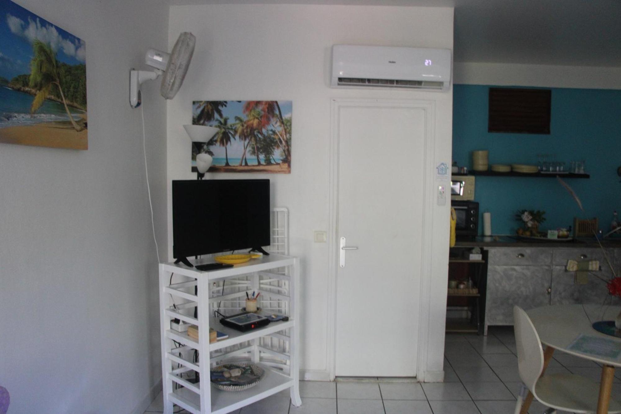 Le Colibri Et Le Frangipanier Apartman La Trinité Kültér fotó