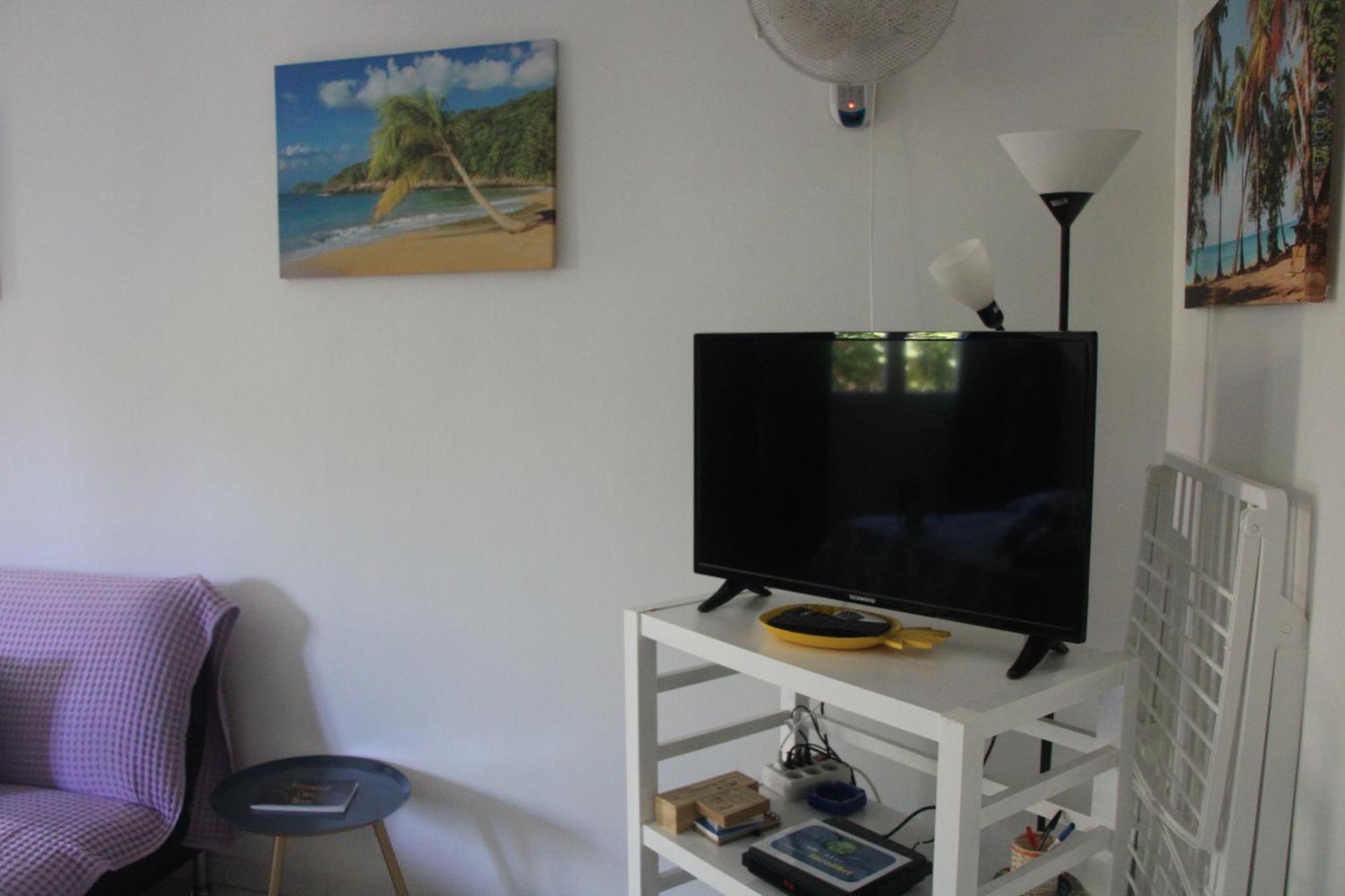 Le Colibri Et Le Frangipanier Apartman La Trinité Kültér fotó